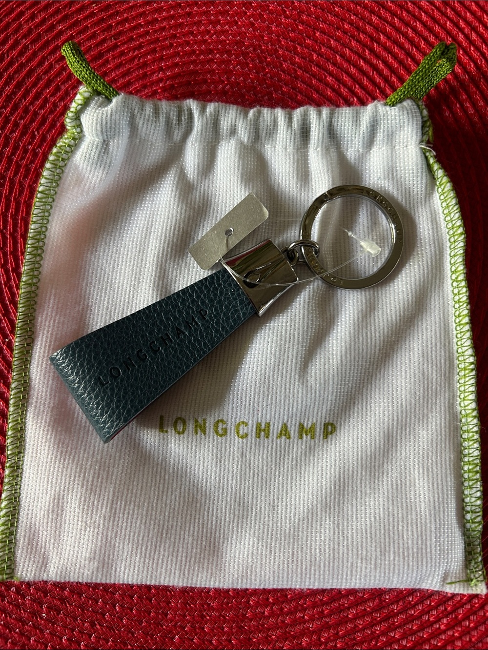 Longchamp Pebbled Leather Keyring with Silver Hardware and DUST BAG. NWOT